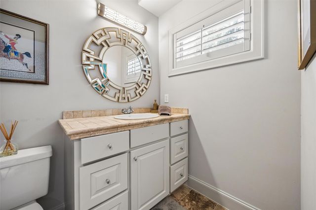 422 Pinewold Drive, Houston, TX 77056