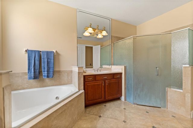 3759 EAGLE ISLE CIRCLE, Kissimmee, FL 34746