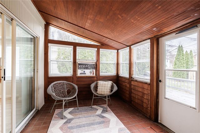 31 Wyndham Road, Rochester, NY 14612