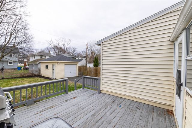 31 Wyndham Road, Rochester, NY 14612