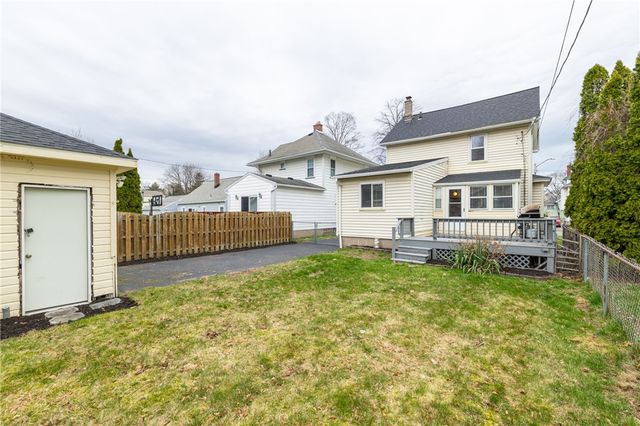 31 Wyndham Road, Rochester, NY 14612