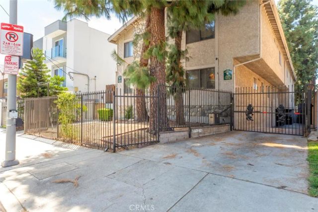 6847 Haskell Avenue 1, Van Nuys, CA 91406