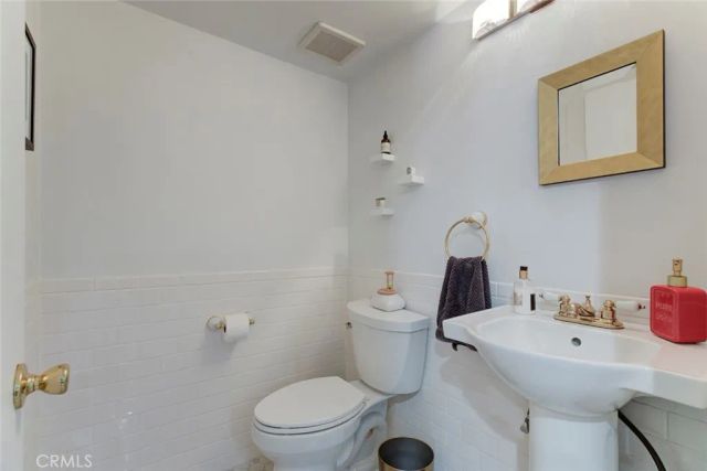 6847 Haskell Avenue 1, Van Nuys, CA 91406