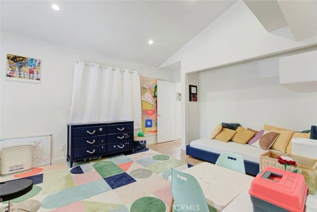 6847 Haskell Avenue 1, Van Nuys, CA 91406