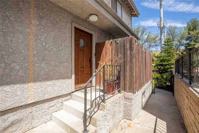 6847 Haskell Avenue 1, Van Nuys, CA 91406
