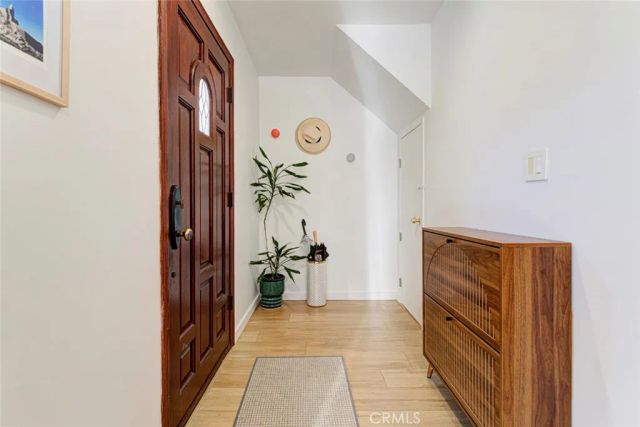 6847 Haskell Avenue 1, Van Nuys, CA 91406