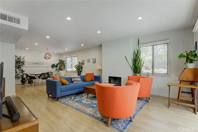 6847 Haskell Avenue 1, Van Nuys, CA 91406