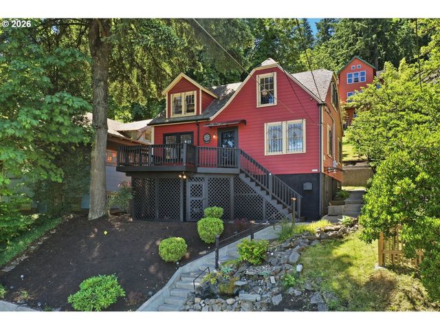 9897 Nw HOGE Ave, Portland, OR 97231