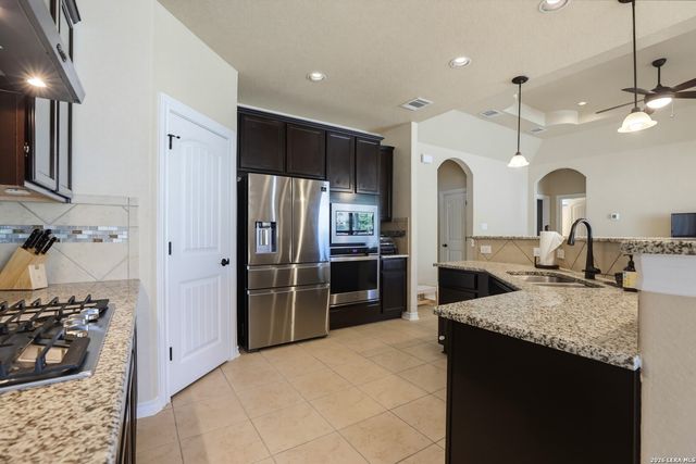 9913 Bricewood Cove, San Antonio, TX 78254