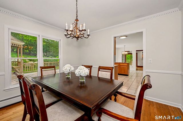 18 Kreiner Lane, Norwalk, CT 06850