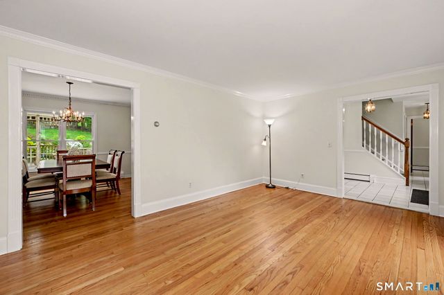 18 Kreiner Lane, Norwalk, CT 06850