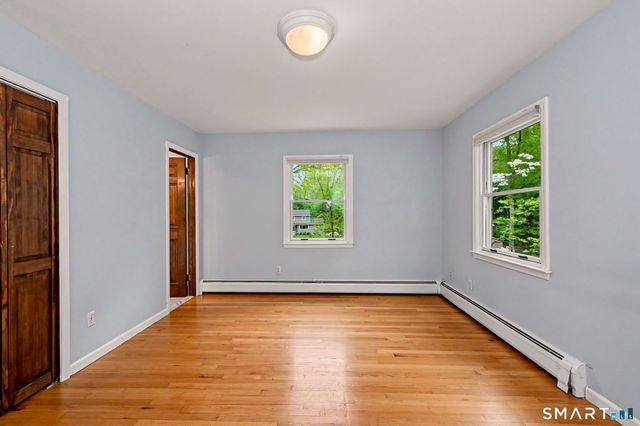 18 Kreiner Lane, Norwalk, CT 06850