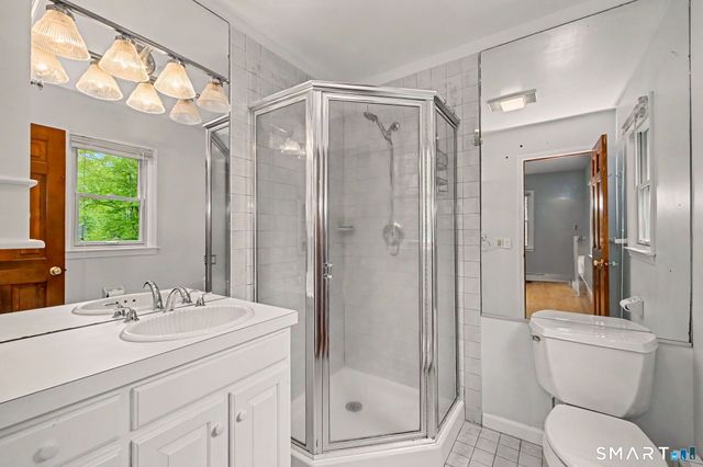 18 Kreiner Lane, Norwalk, CT 06850