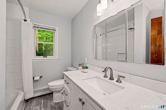 18 Kreiner Lane, Norwalk, CT 06850