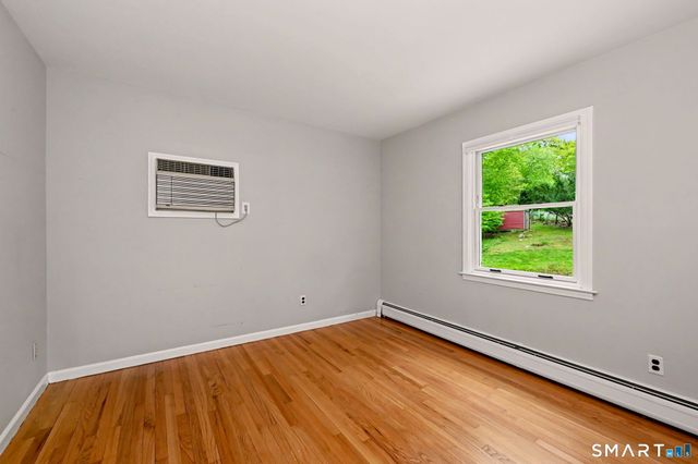 18 Kreiner Lane, Norwalk, CT 06850
