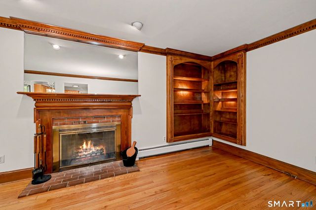 18 Kreiner Lane, Norwalk, CT 06850