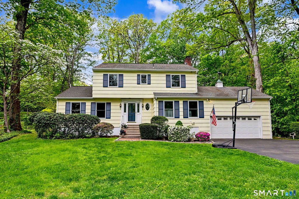 18 Kreiner Lane, Norwalk, CT 06850