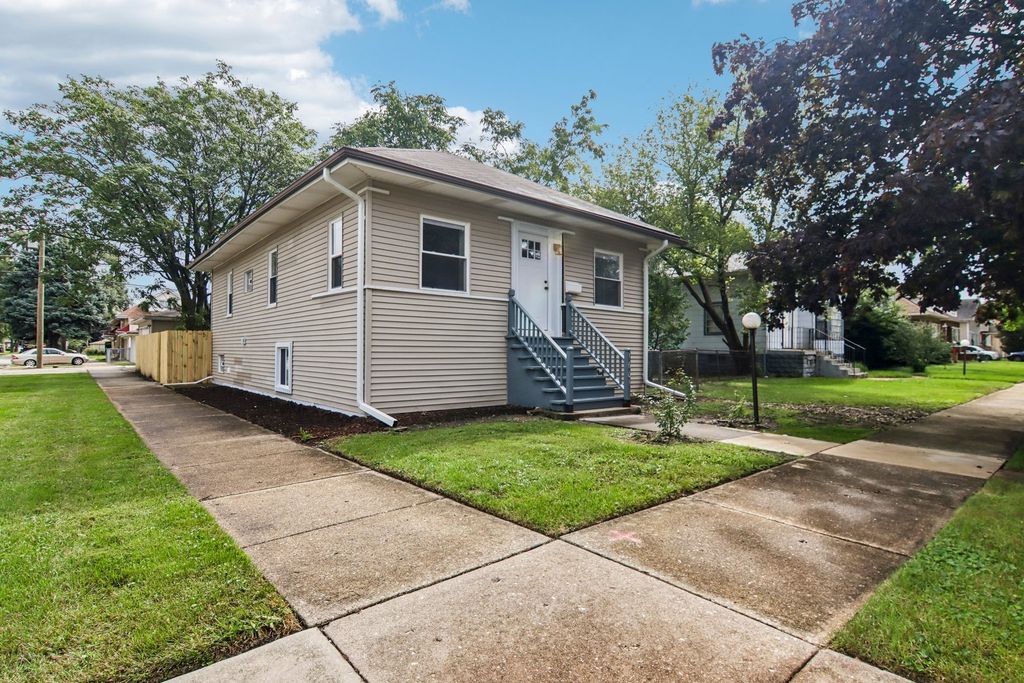 1601 S 20th Avenue, Maywood, IL 60153 — exterior