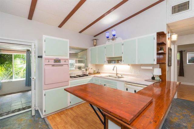 5431 TOWER STREET, Dade City, FL 33523