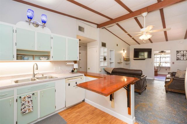 5431 TOWER STREET, Dade City, FL 33523