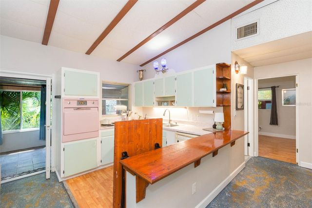 5431 TOWER STREET, Dade City, FL 33523