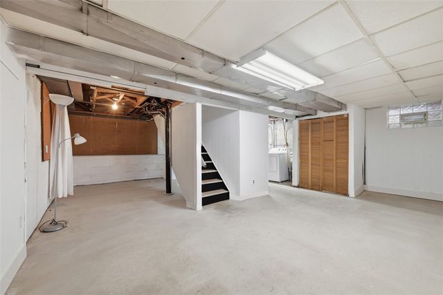 3109 Aniray Cir, Bethel Park, PA 15102