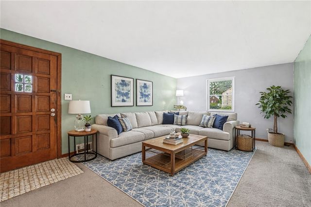 3109 Aniray Cir, Bethel Park, PA 15102