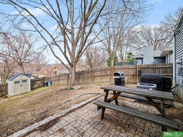 2146 Polk Street, Omaha, NE 68107