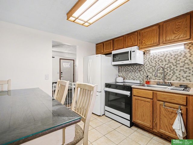 2146 Polk Street, Omaha, NE 68107