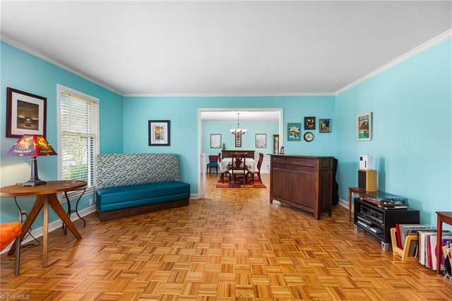 245 Heathcliff Place, Winston-salem, NC 27104