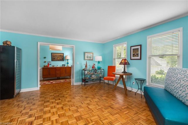 245 Heathcliff Place, Winston-salem, NC 27104