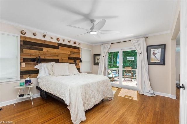 245 Heathcliff Place, Winston-salem, NC 27104