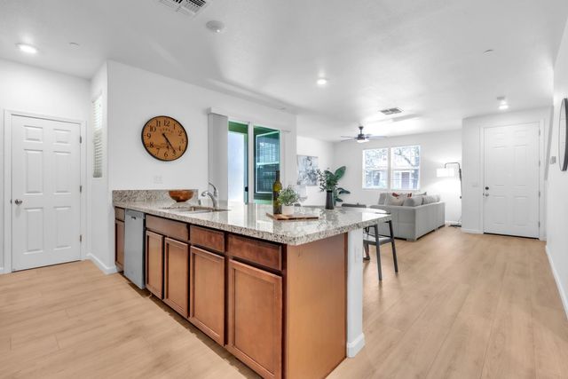10838 Barden Dr, Rancho Cordova, CA 95670