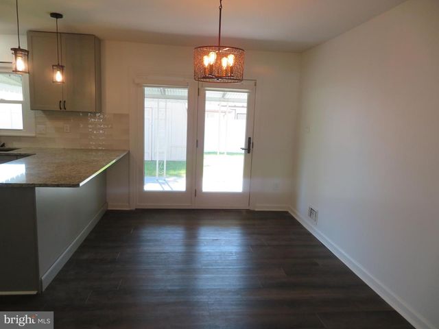 7895 PAVILION DR, Severn, MD 21144