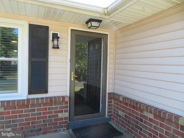 7895 PAVILION DR, Severn, MD 21144