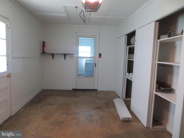 7895 PAVILION DR, Severn, MD 21144