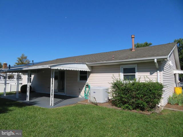 7895 PAVILION DR, Severn, MD 21144