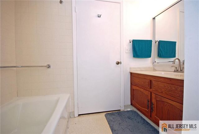 426 Redding Lane C, Monroe, NJ 08831
