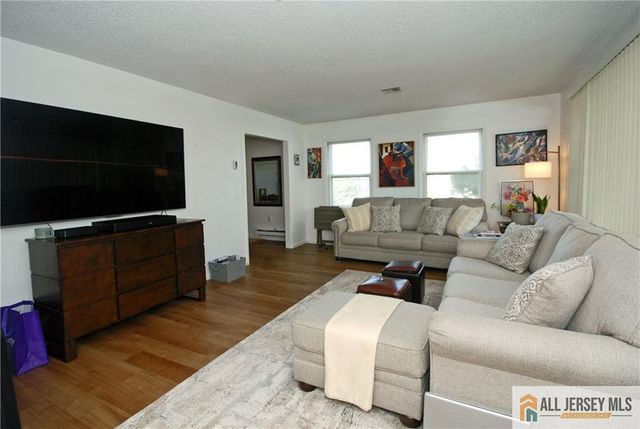 426 Redding Lane C, Monroe, NJ 08831