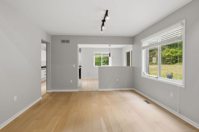 1085 Bear Creek Court, Oakland Twp, MI 48306