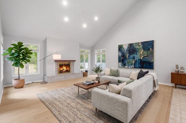 1085 Bear Creek Court, Oakland Twp, MI 48306