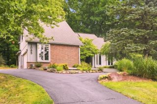 1085 Bear Creek Court, Oakland Twp, MI 48306