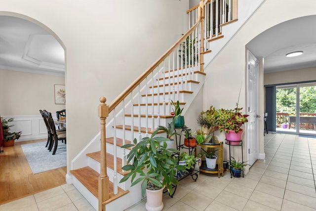 30 Willow Creek Dr, Attleboro, MA 02703