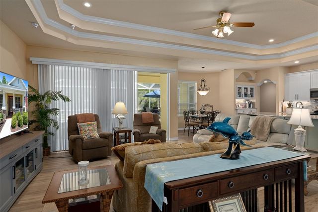 102 WHITEWOOD STREET, Homosassa, FL 34446