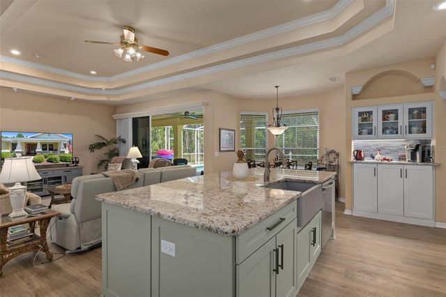 102 WHITEWOOD STREET, Homosassa, FL 34446