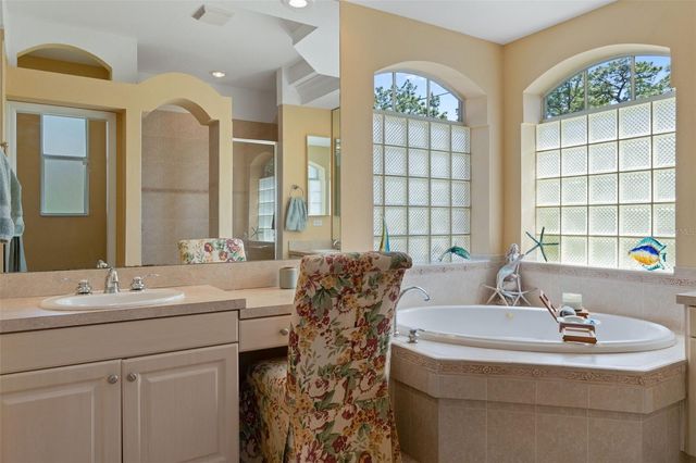 102 WHITEWOOD STREET, Homosassa, FL 34446