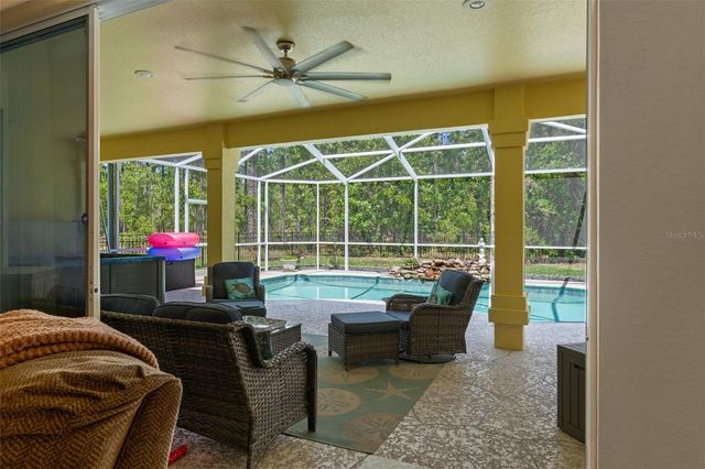 102 WHITEWOOD STREET, Homosassa, FL 34446