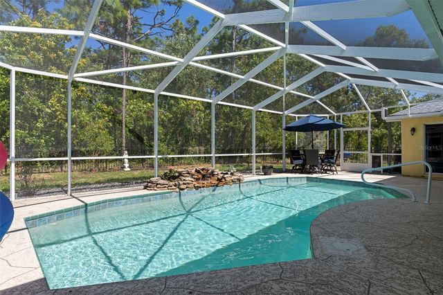 102 WHITEWOOD STREET, Homosassa, FL 34446