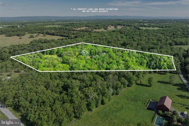 2436 WARM SPRINGS RD, Shenandoah Junction, WV 25442
