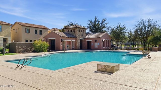 4665 E WILDHORSE Drive, Gilbert, AZ 85297